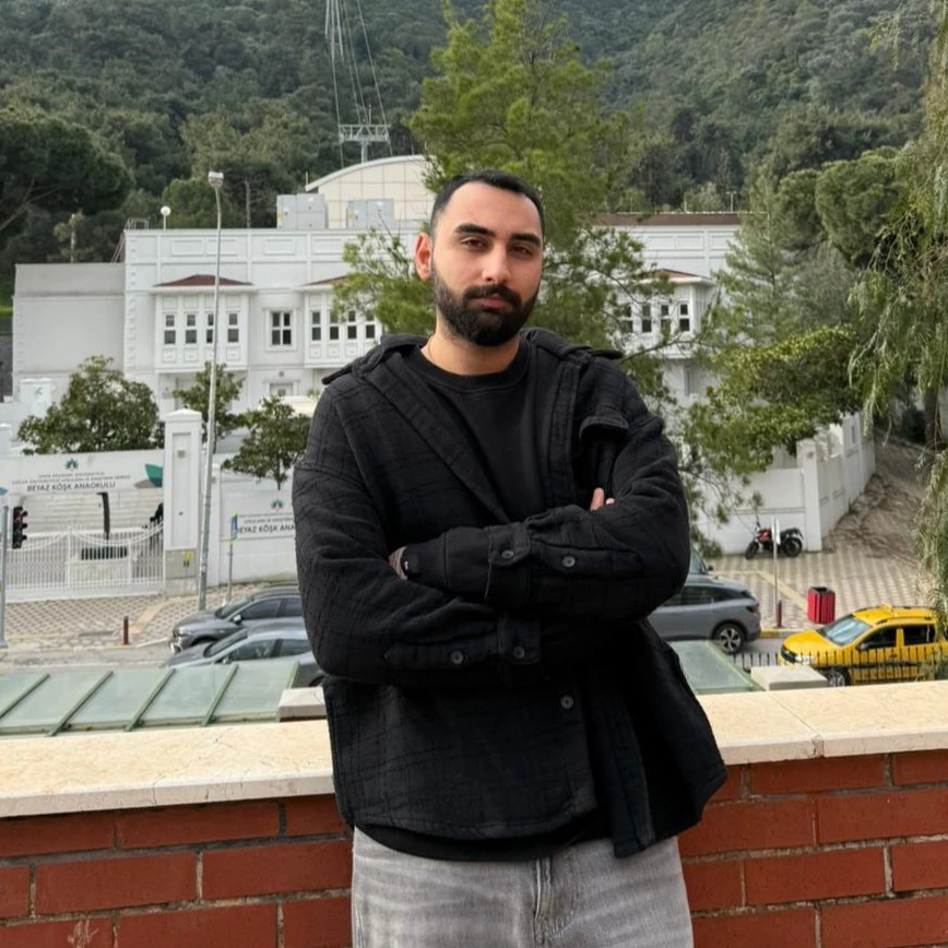 AMIRALI ZANGANEH