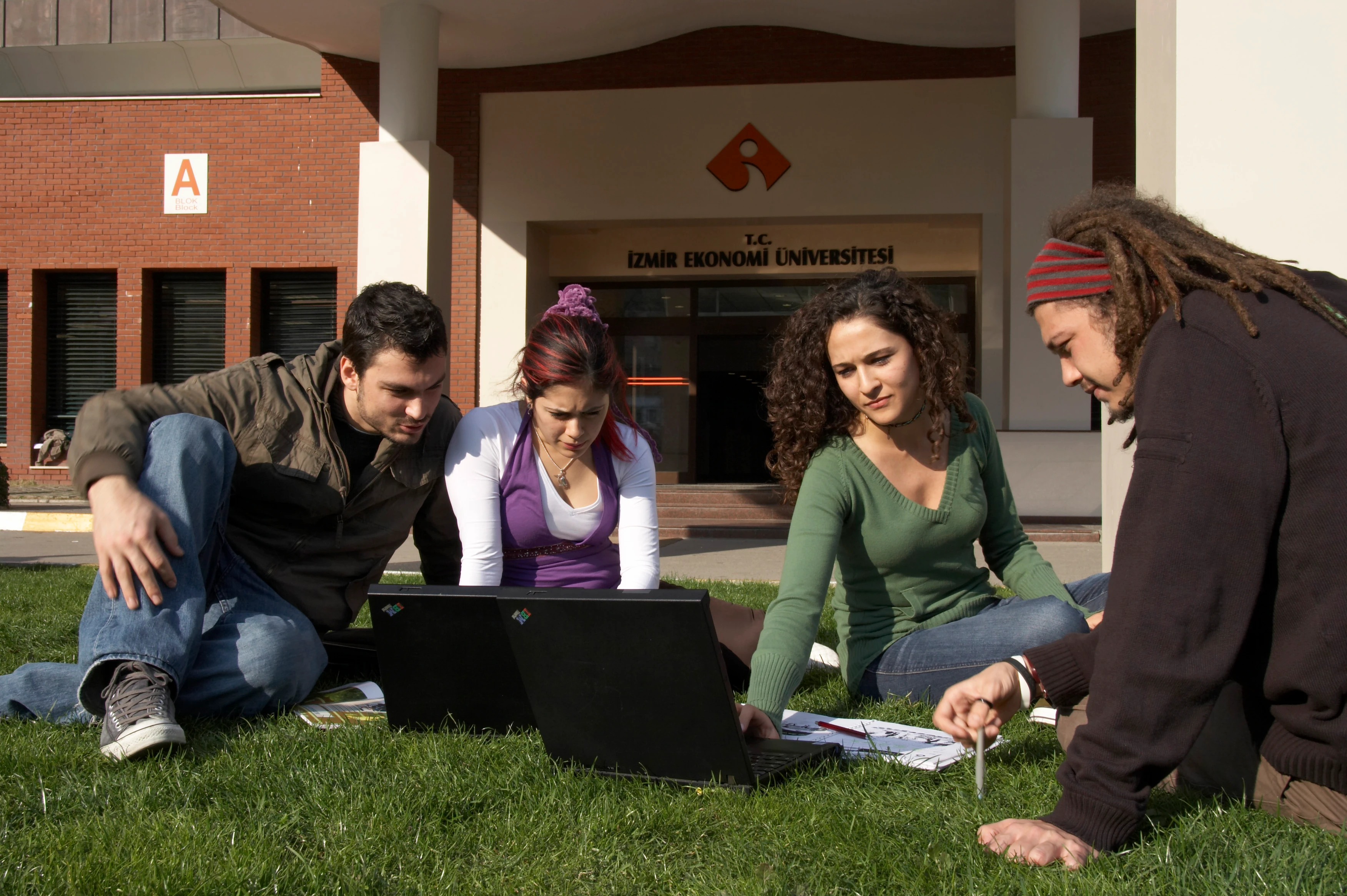 Kampus için önce fotoğrafı